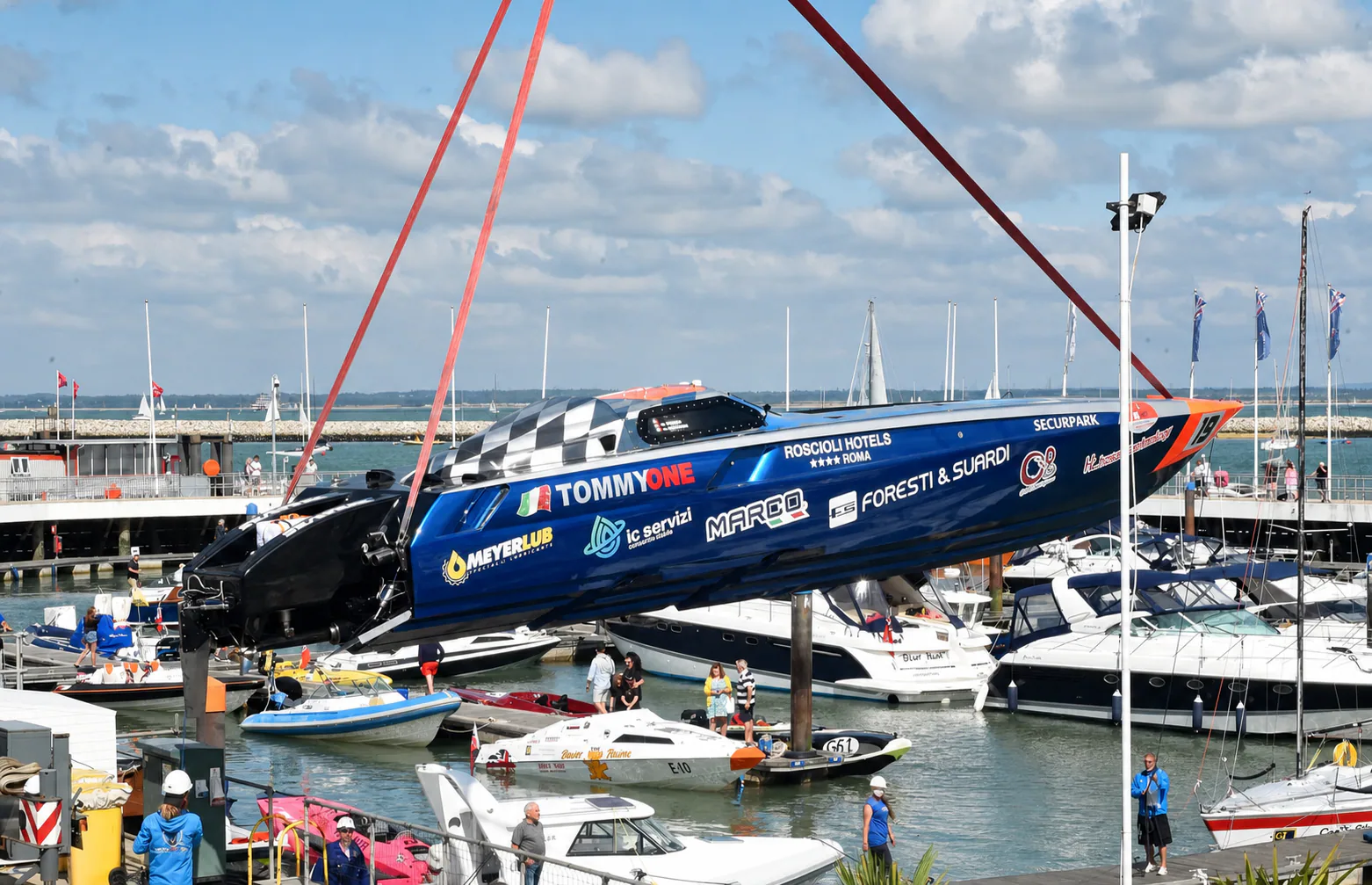 Tommy One suspended during race preparation